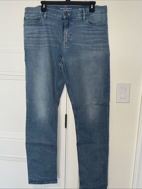 Banana Republic Men's Light Blue Slim Jeans Traveler 36 x 34